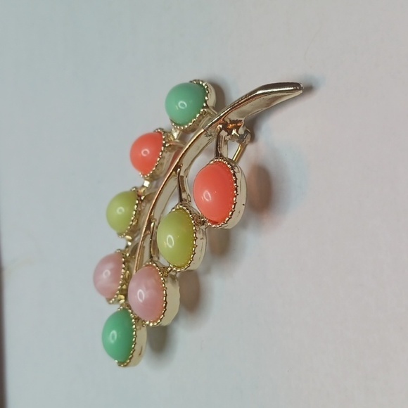 Signed SARAH COVENTRY Multi-Color "Stone" FLOWER BROOCH Orange Yellow Pink VTG - Picture 3 of 6